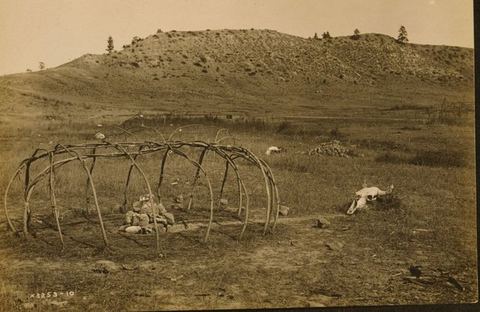 Sweat lodge frame loc